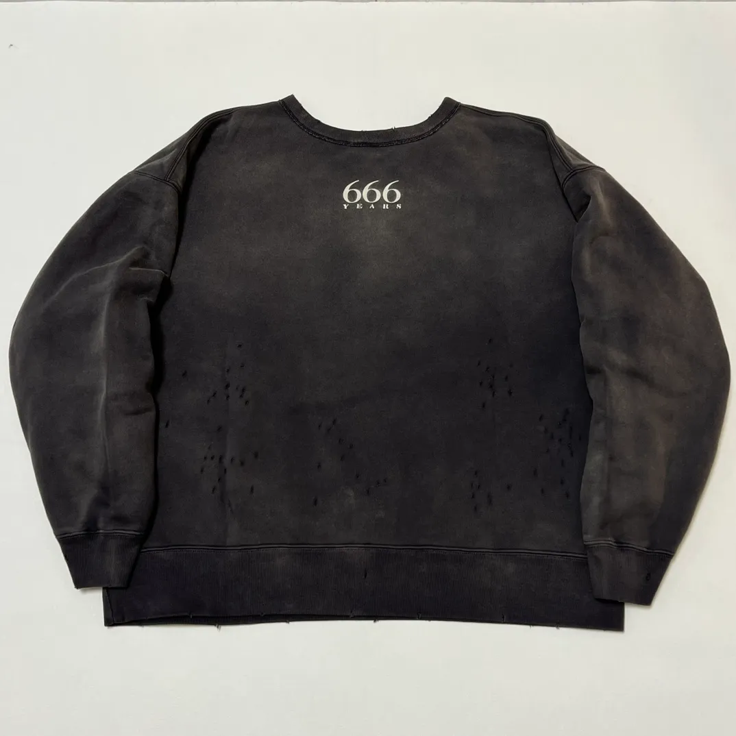 SAINT Mxxxxxx CREW NECK SWT SHIRTS 'RAINBOW SNT'/BLK Rainbow SAINT destruction sweatshirt, washed black S-XL Assute dyeing, genuine whole garment sprayed with horsetail fading process, collar/cuffs frayed in many places, front and rear panels/sleeves super complicated hanging grinding, heavy washing and water discoloration, correct fruit mark/angel mark